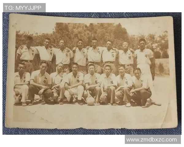 足球明星们的毕业照背后故事揭秘与青春岁月回忆分享 足球明星们的毕业照背后故事揭秘与青春岁月回忆分享